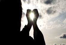 NBA：快船队客场116-113逆转鹈鹕队 取三连胜.